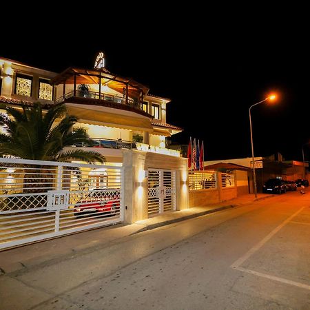 Hotel Mimani Berat Exteriér fotografie
