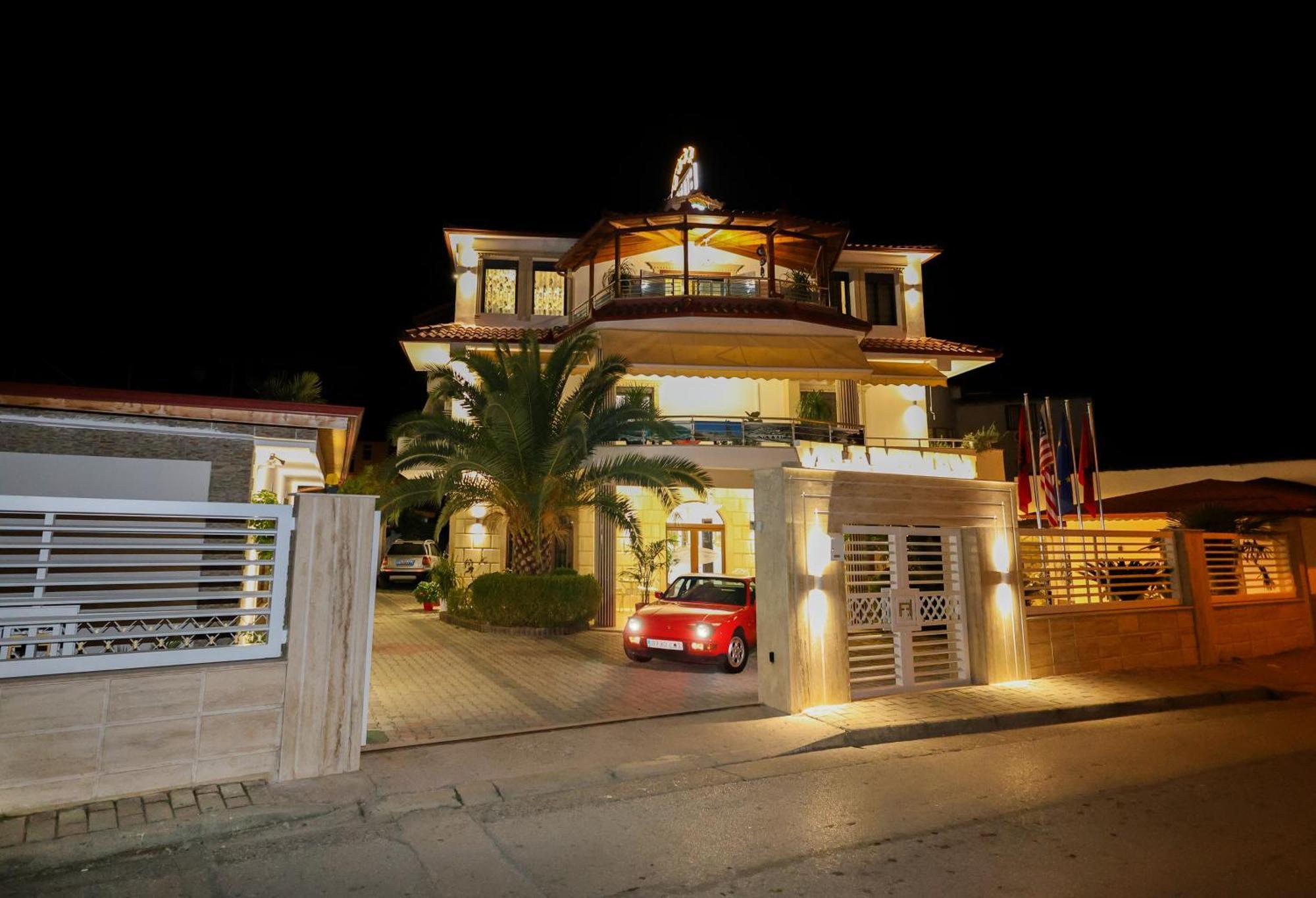 Hotel Mimani Berat Exteriér fotografie
